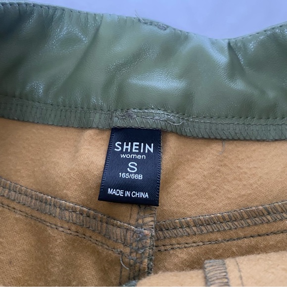 Fake leather pants - Picture 3 of 6